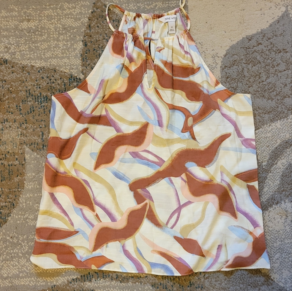 💜 Nine West Boho Halter Top Keyhole front and back Medium Summer Flowy Vacation